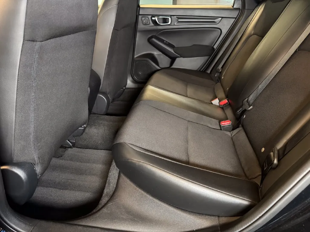 Honda Civic photo 21