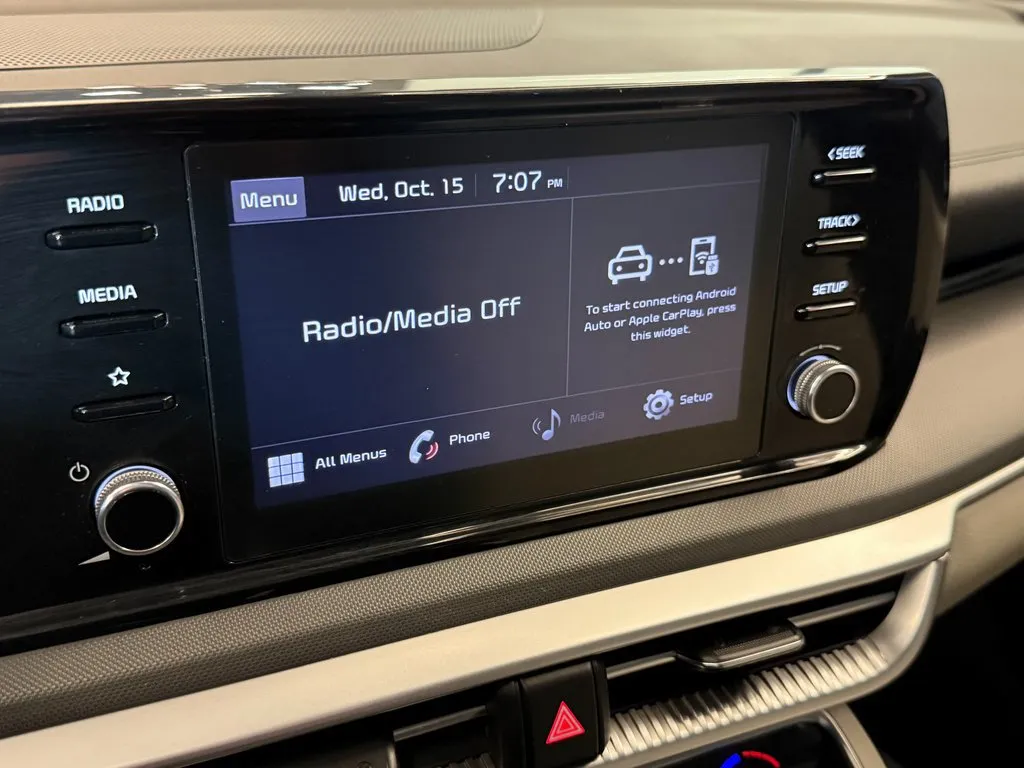 Kia K5 photo 12