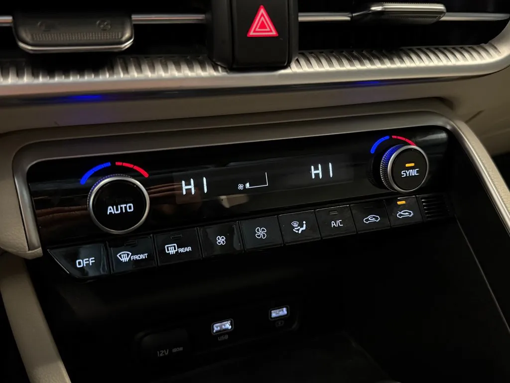 Kia K5 photo 14