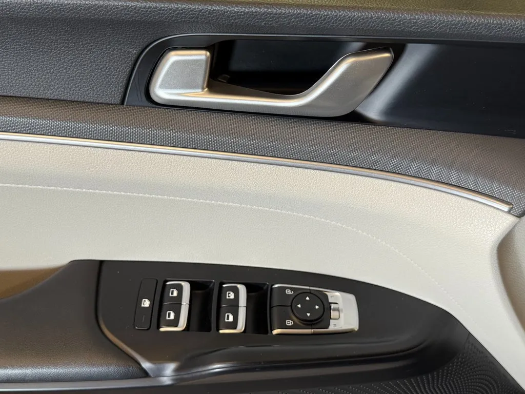 Kia K5 photo 18