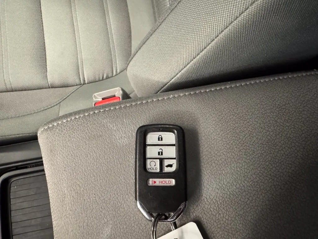 Honda CR-V photo 16
