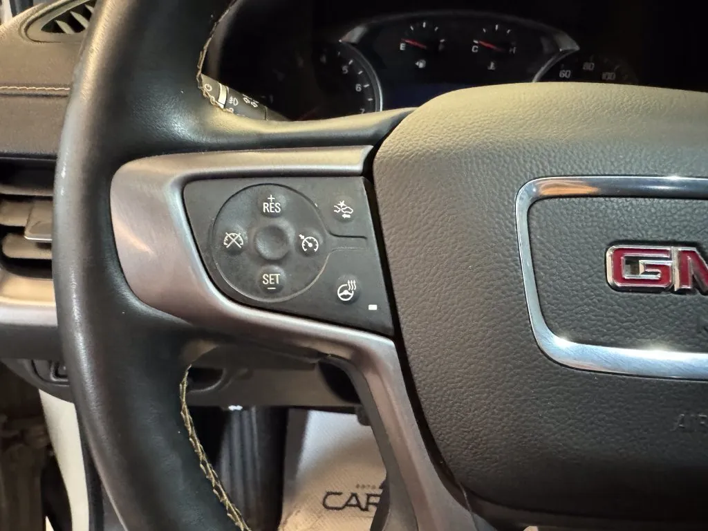GMC Terrain photo 11