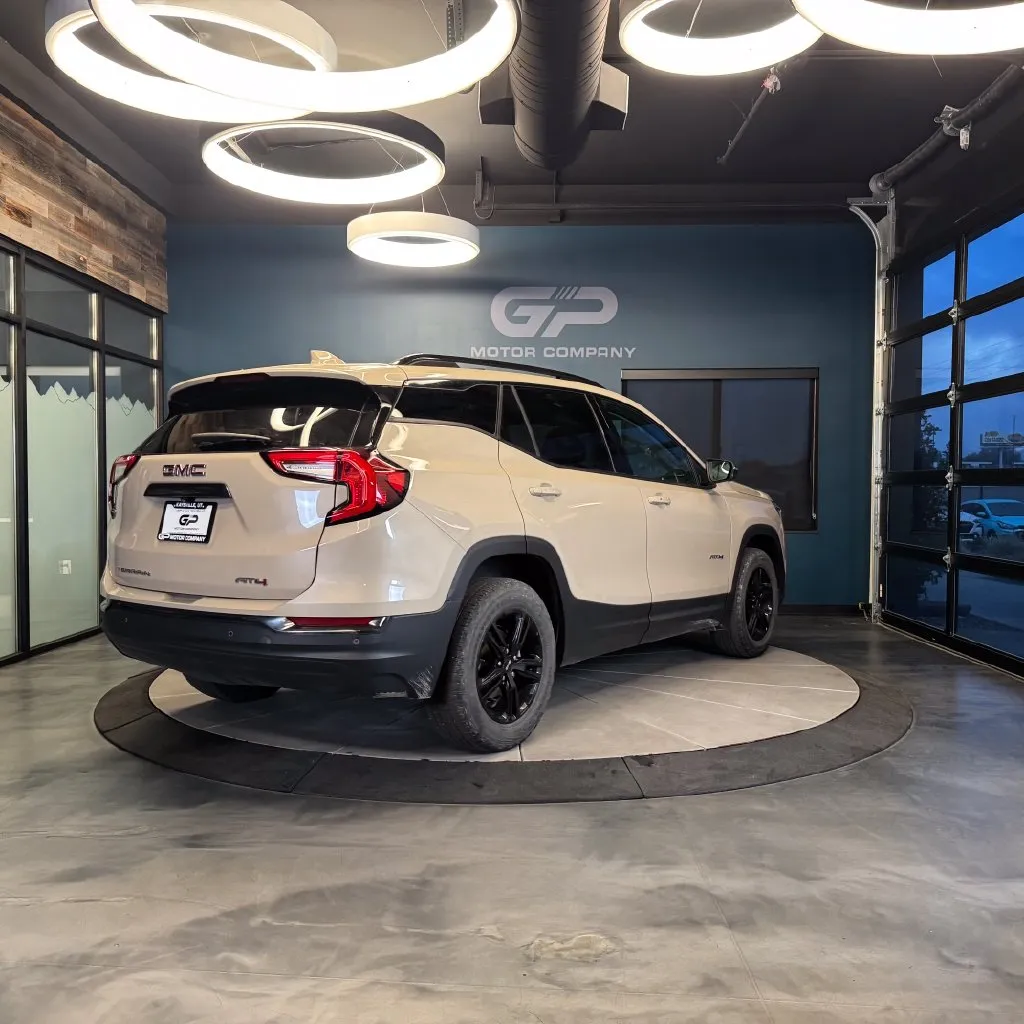 GMC Terrain photo 3