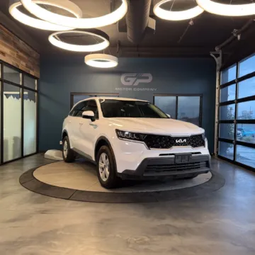 White 2023 Kia Sorento LX for sale in Kaysville, UT