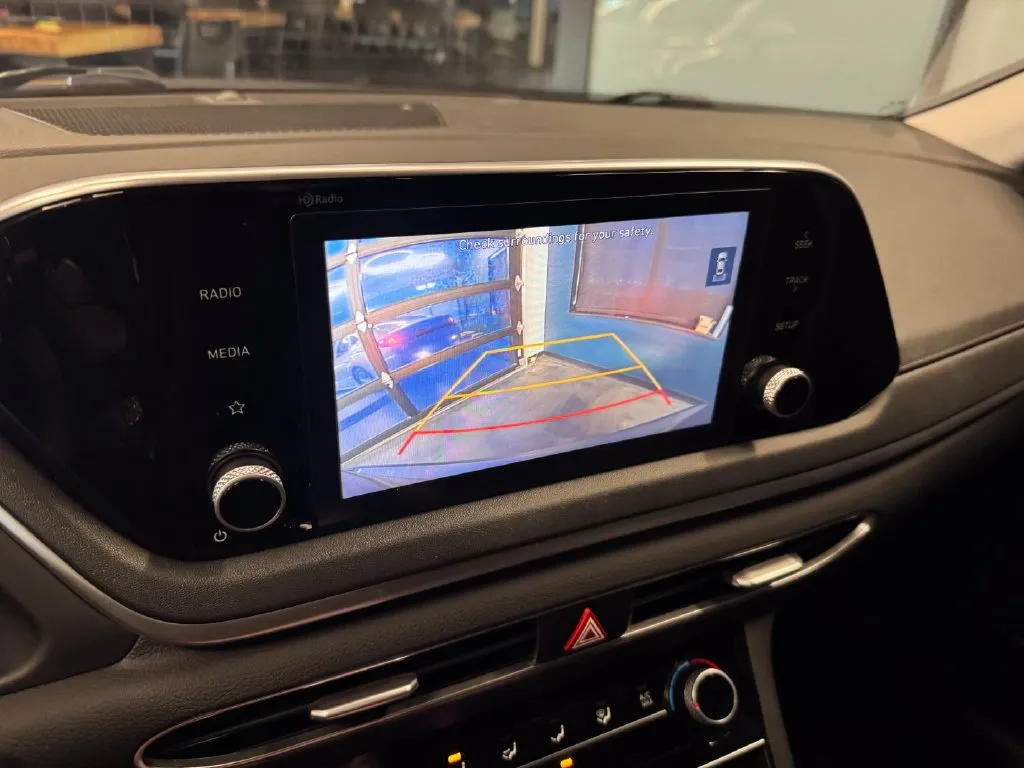 Hyundai Sonata photo 14