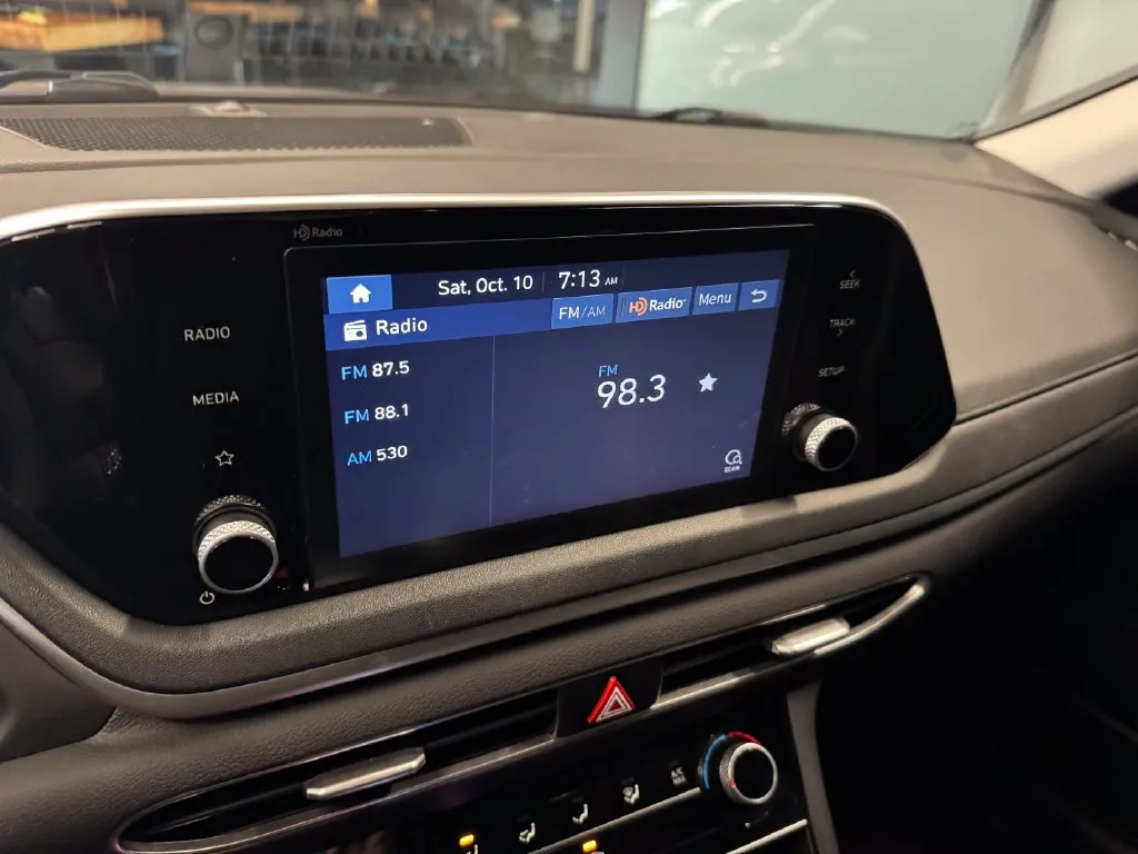 Hyundai Sonata photo 13