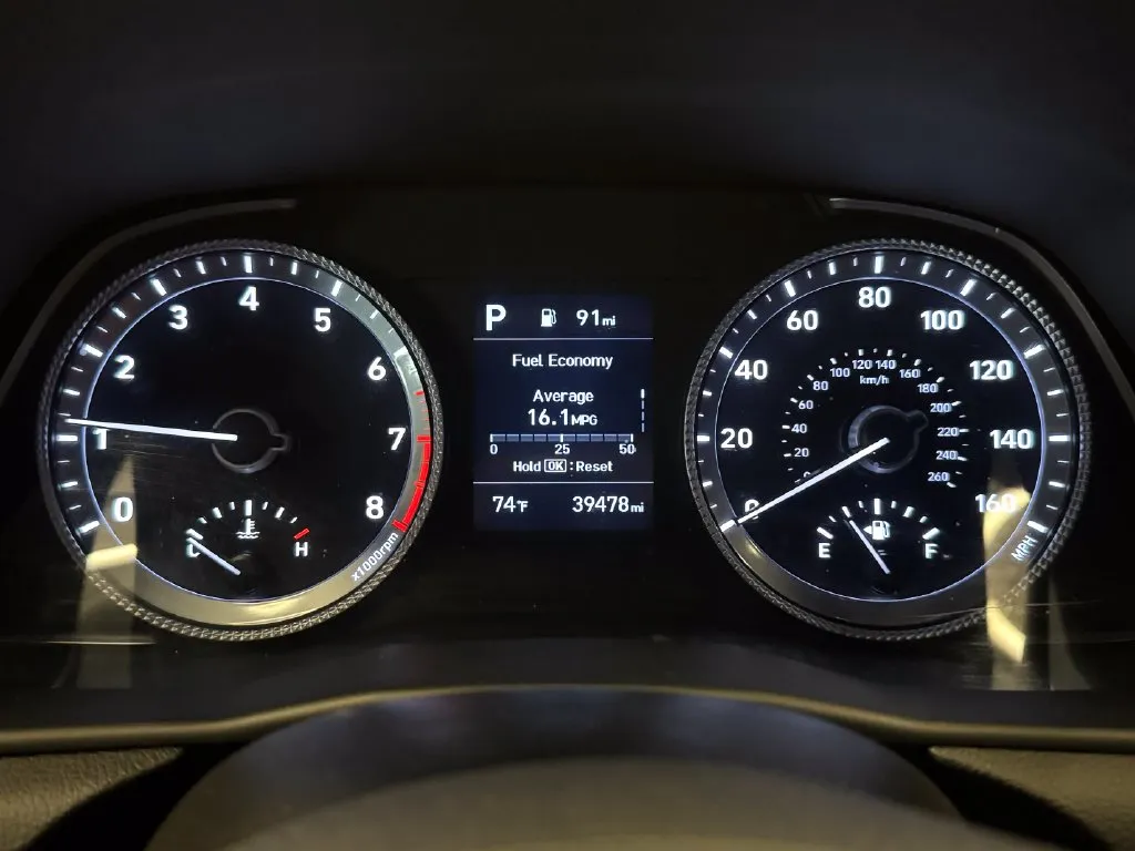 Hyundai Sonata photo 10