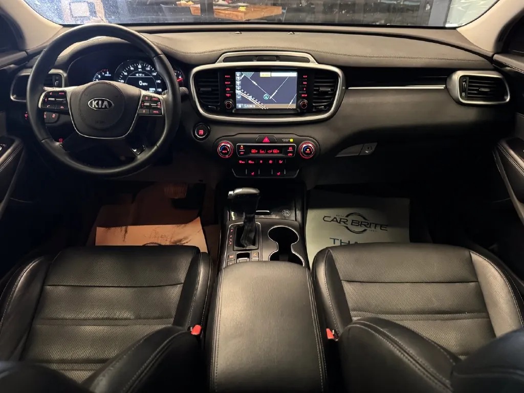 Kia Sorento photo 9