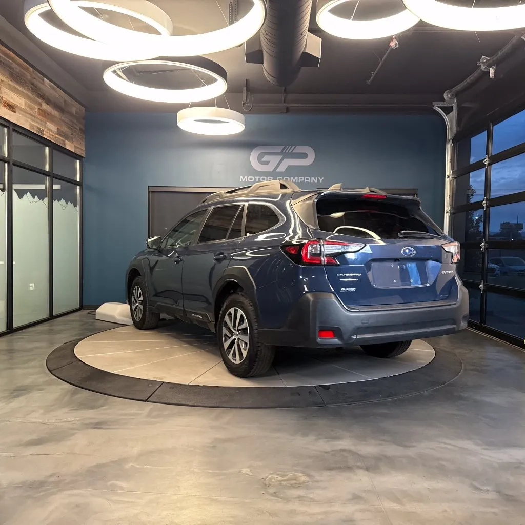 Subaru Outback photo 5