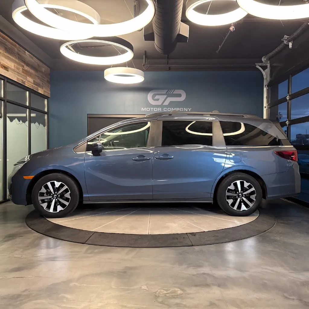 Honda Odyssey photo 6