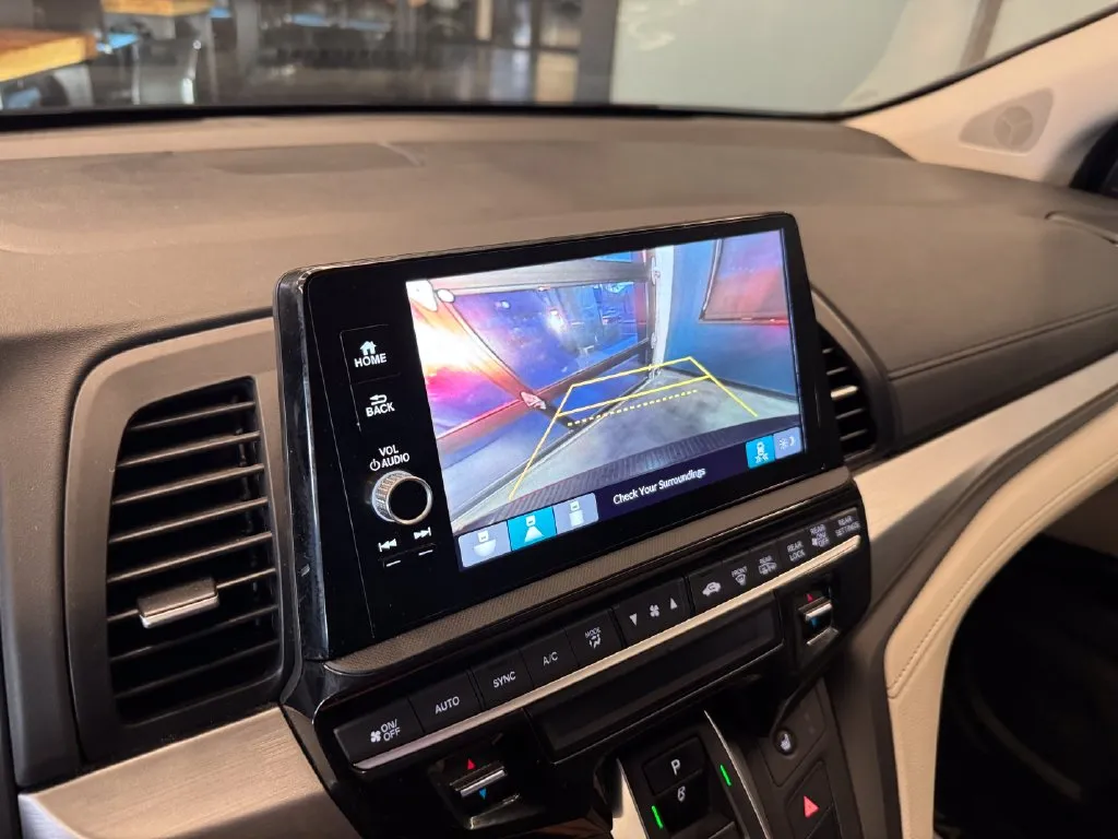Honda Odyssey photo 14