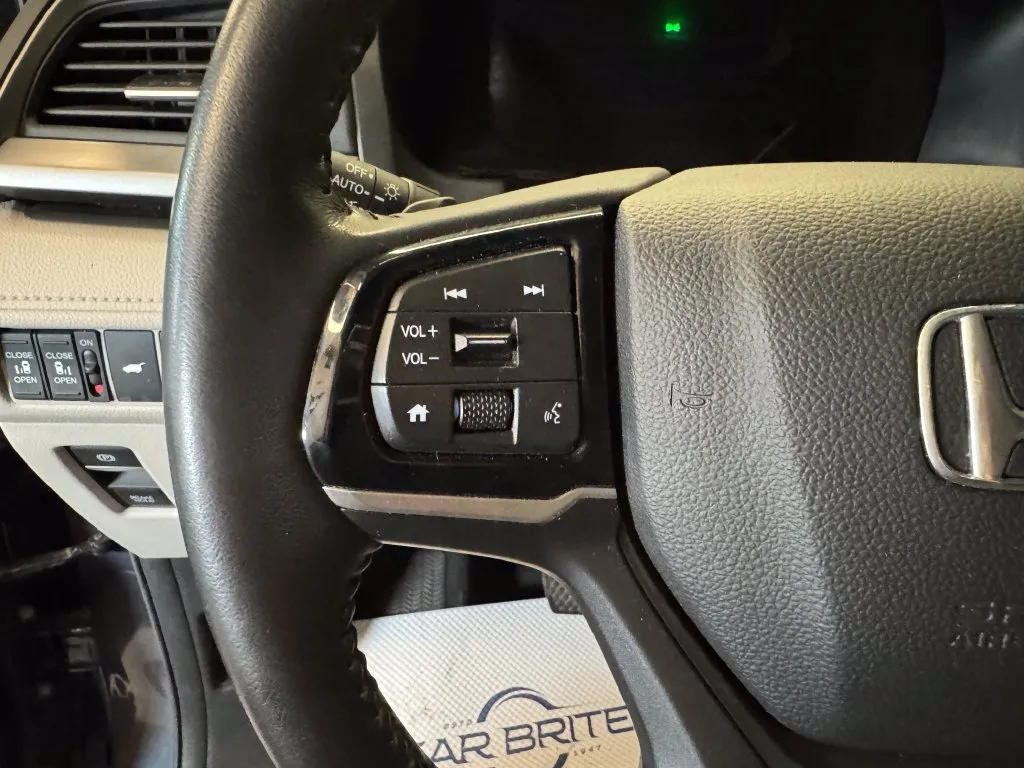 Honda Odyssey photo 11