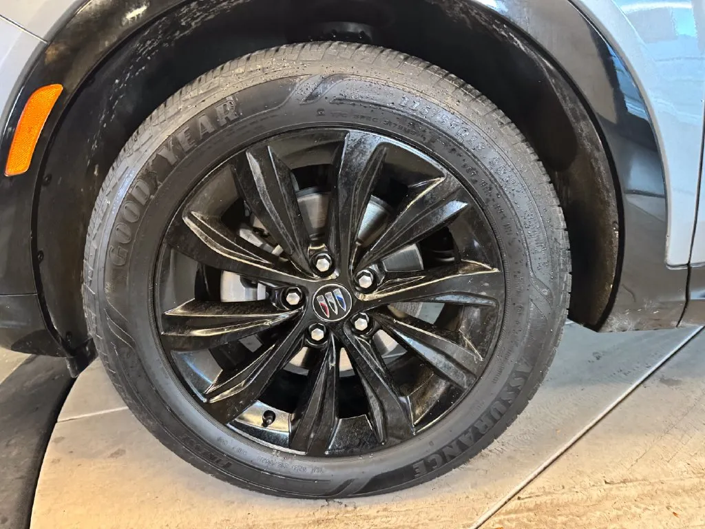 Buick Envista photo 25