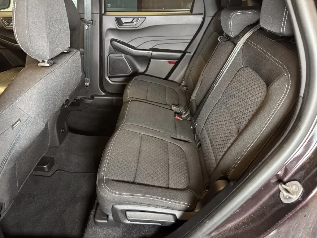 Ford Escape photo 21