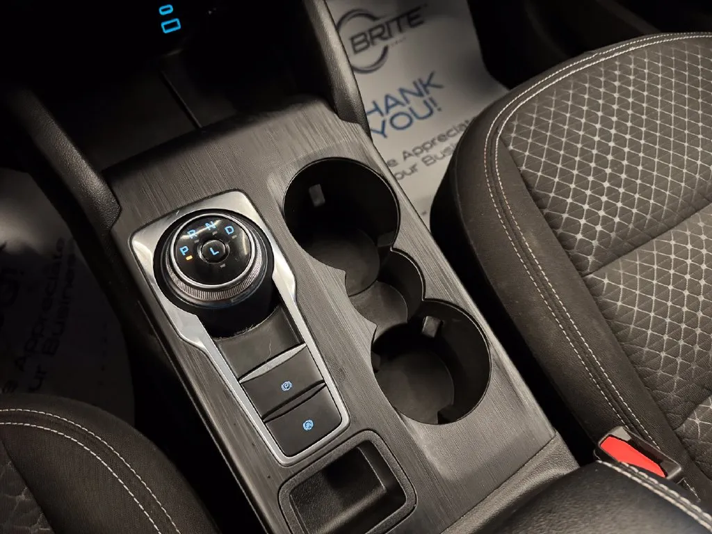 Ford Escape photo 16