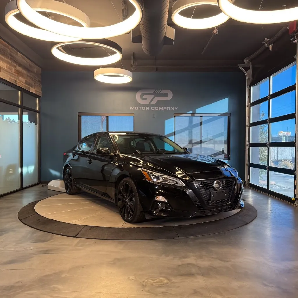 Black 2022 Nissan Altima 2.5 SR for sale in Kaysville, UT
