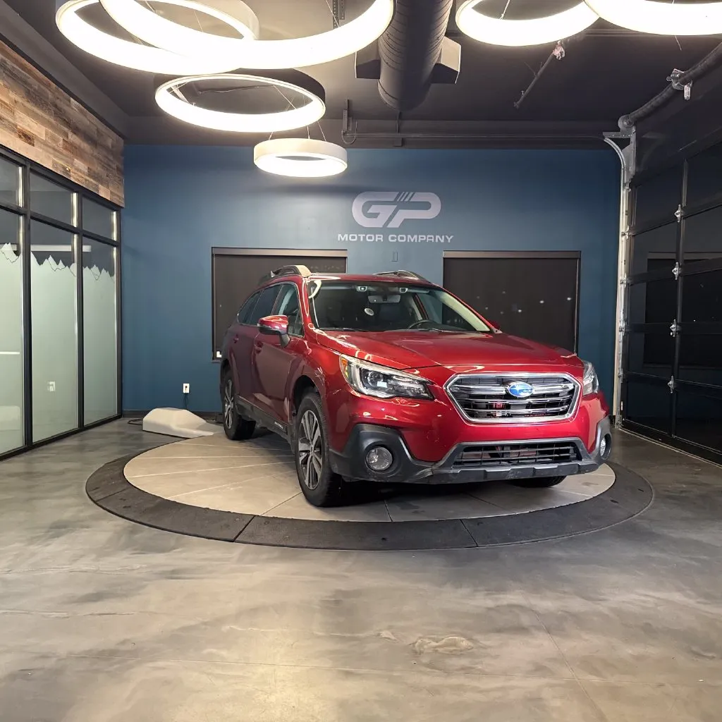 Red 2018 Subaru Outback 3.6R for sale in Kaysville, UT