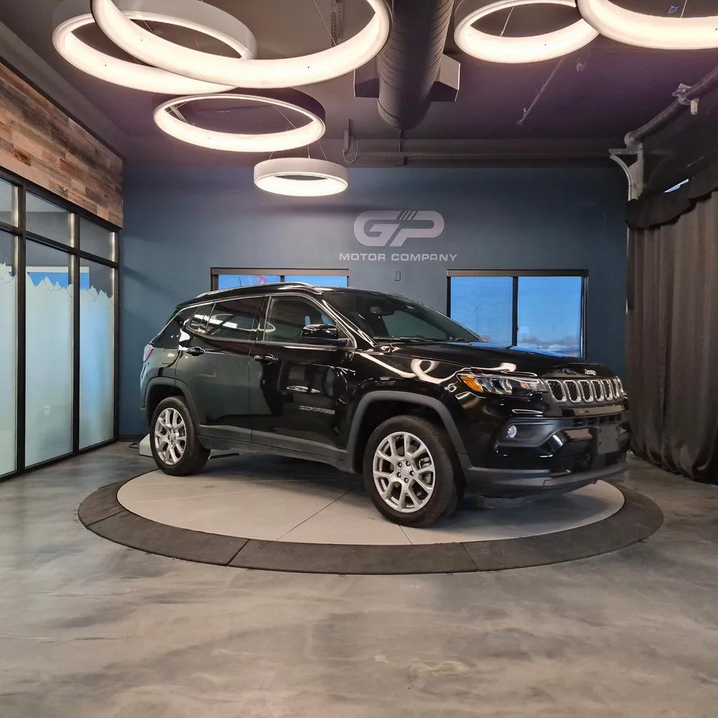 Black 2023 Jeep Compass Latitude Lux for sale in Kaysville, UT