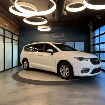 White 2023 Chrysler Pacifica Touring for sale in Kaysville, UT