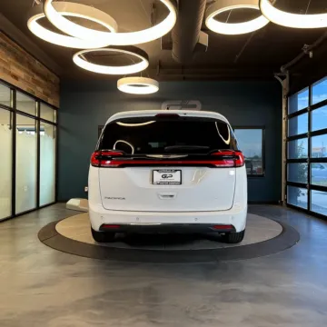 More photos of 2023 Chrysler Pacifica Touring at GP Motor Company, UT