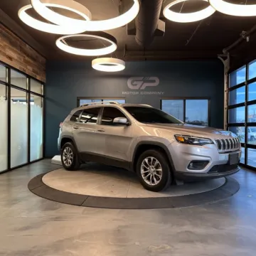 Silver 2019 Jeep Cherokee Latitude Plus for sale in Kaysville, UT
