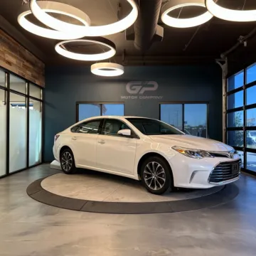 White 2016 Toyota Avalon XLE Premium for sale in Kaysville, UT
