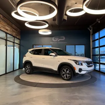 White 2021 Kia Seltos EX for sale in Kaysville, UT