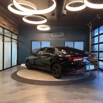 More photos of 2022 Hyundai Elantra SEL at GP Motor Company, UT
