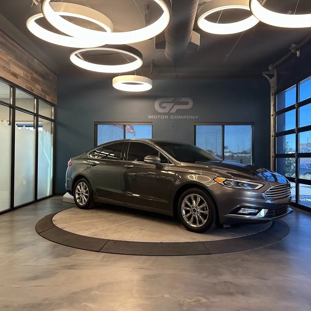 Gray 2017 Ford Fusion SE for sale in Kaysville, UT