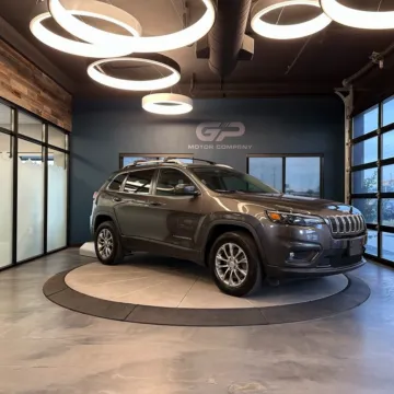 Gray 2019 Jeep Cherokee Latitude Plus for sale in Kaysville, UT