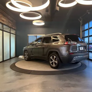More photos of 2019 Jeep Cherokee Limited at GP Motor Company, UT