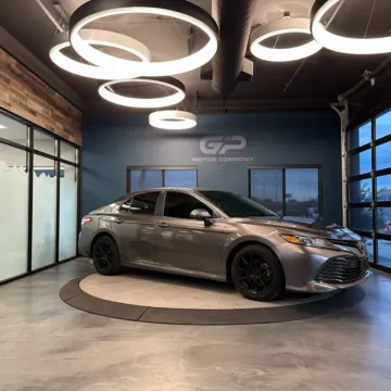 Gray 2018 Toyota Camry LE for sale in Kaysville, UT