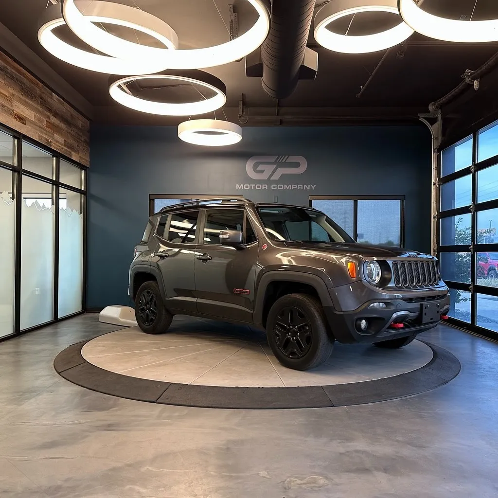Gray 2018 Jeep Renegade Trailhawk for sale in Kaysville, UT