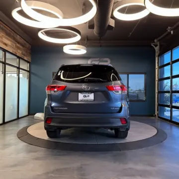 More photos of 2019 Toyota Highlander LE Plus at GP Motor Company, UT