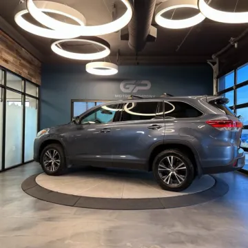 More photos of 2019 Toyota Highlander LE Plus at GP Motor Company, UT