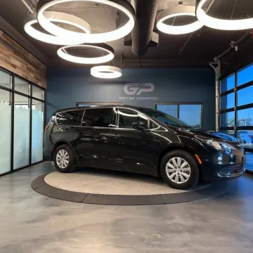 Black 2020 Chrysler Voyager L for sale in Kaysville, UT