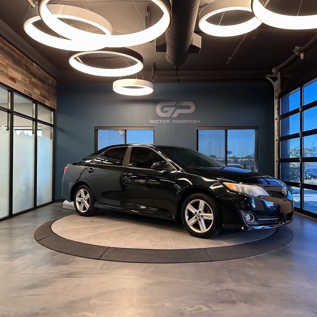 Black 2013 Toyota Camry SE for sale in Kaysville, UT