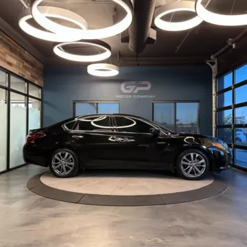 Photos of 2018 Nissan Altima 2.5 SR for sale in Kaysville, UT at GP Motor Company