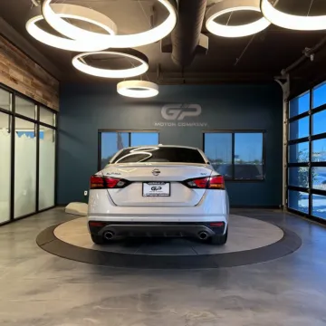 More photos of 2022 Nissan Altima 2.5 SR at GP Motor Company, UT