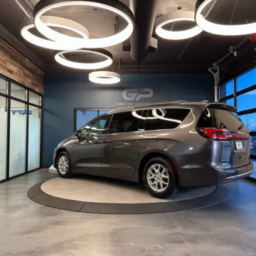 More photos of 2022 Chrysler Pacifica Touring L at GP Motor Company, UT