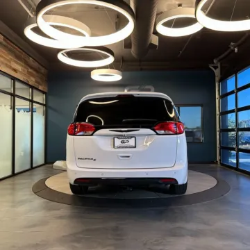 More photos of 2020 Chrysler Pacifica Touring at GP Motor Company, UT