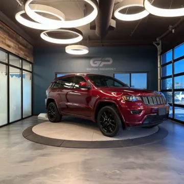 Red 2018 Jeep Grand Cherokee Altitude for sale in Kaysville, UT
