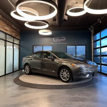 Gray 2017 Ford Fusion SE for sale in Kaysville, UT