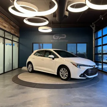 White 2023 Toyota Corolla Hatchback SE for sale in Kaysville, UT