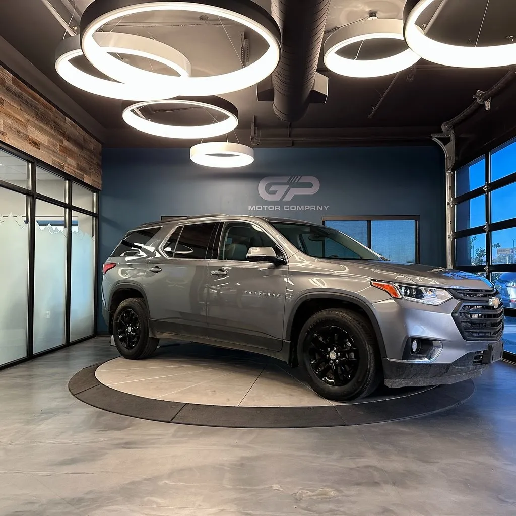 Gray 2020 Chevrolet Traverse 3LT for sale in Kaysville, UT
