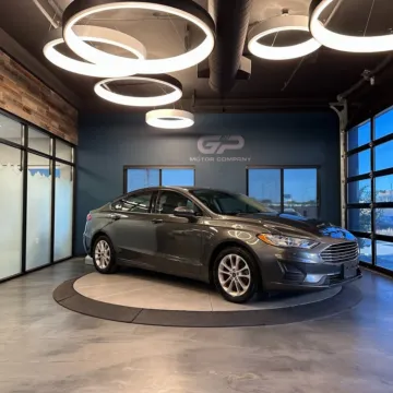 Gray 2019 Ford Fusion SE for sale in Kaysville, UT