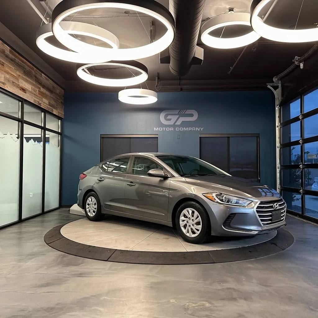Gray 2018 Hyundai Elantra SE for sale in Kaysville, UT