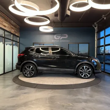 Photos of 2018 Nissan Rogue Sport SL for sale in Kaysville, UT at GP Motor Company