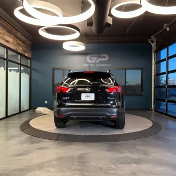 More photos of 2018 Nissan Rogue Sport SL at GP Motor Company, UT