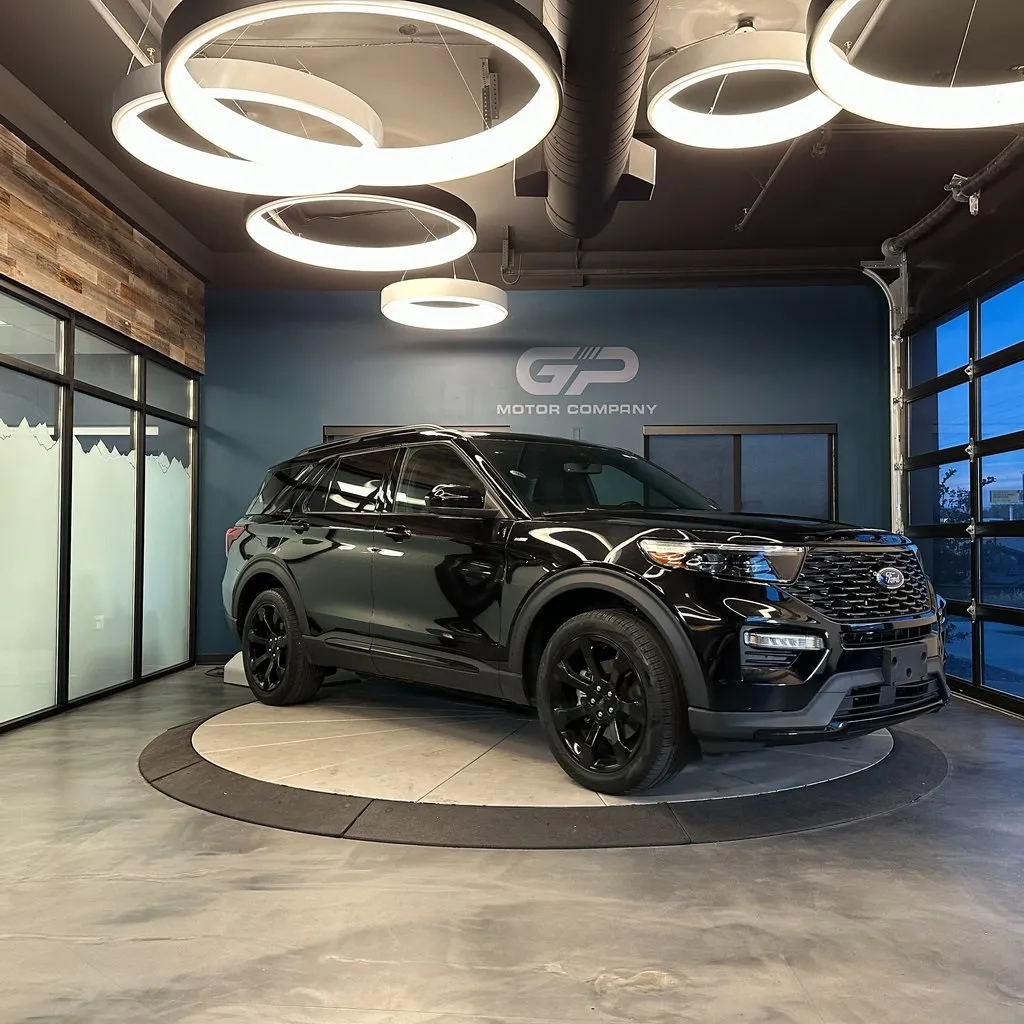 2023 Ford Explorer ST-LINE